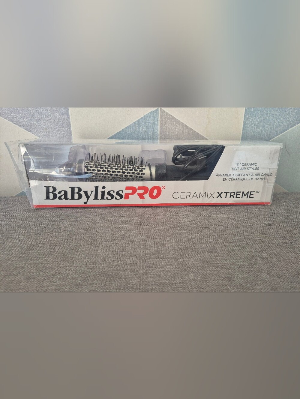 BNIB - BaBylissPRO Ceramix Xtreme 1.25" Ceramic Hot Air Styler Blowout Brush